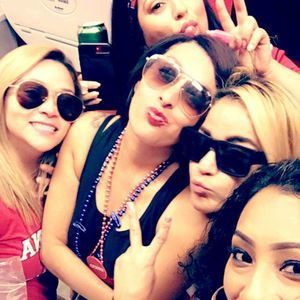 Meet your Posher, Elizabeth